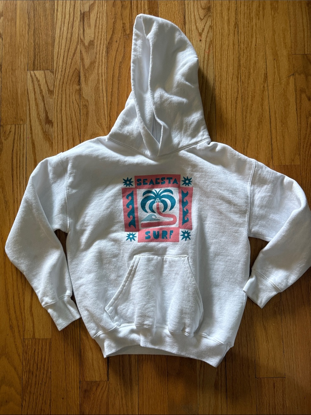 Seaesta Surf 5/6 White Kids Hoodie with Pink & Teal Graphic 15.5”x17” great cond
